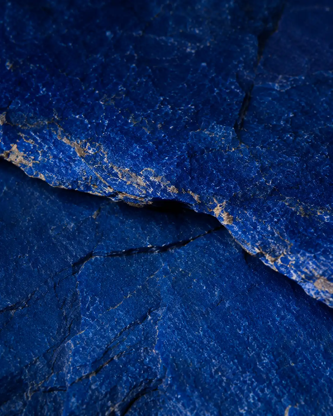 Textura de piedra con pigmento azul cobalto de la paleta de Estudio 17